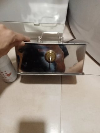 Caja fuerte Joma de metal plateada con llave