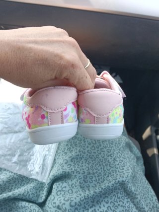 Zapatillas barefoot niña talla 28
