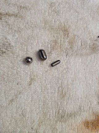 Bolas y tetones Seat 600