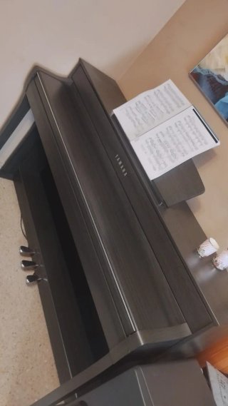 Piano Yamaha casi nuevo