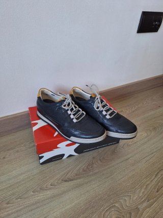Fluchos Cordones Azul Oscuro y Amarillo