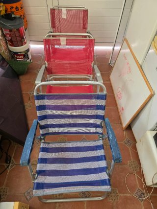 Sillas de playa plegables (3por 15€ unidades)