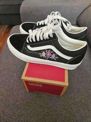 Zapatillas Vans Old Skool bordadas