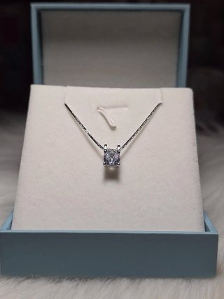 Collana punto luce moissanite 1 ct