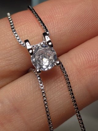 Collana punto luce moissanite 1 ct