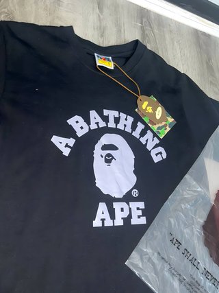 Camiseta A Bathing Ape Negra Talla S