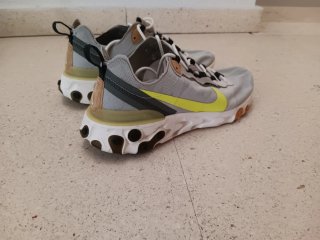 Zapatillas Nike React Gris y Amarillo