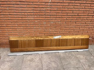 Puerta exterior en Madera Iroko Alta Gama