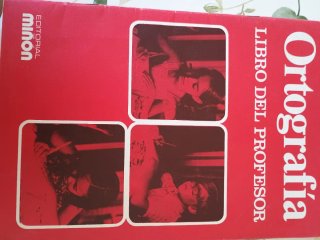 SE VENDEN LIBROS ANTIGUOS