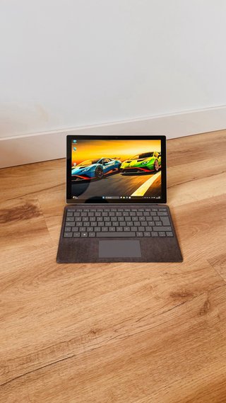 Microsoft Surface Pro 6 - 16RAM/ i7/ 1TB/ Win11