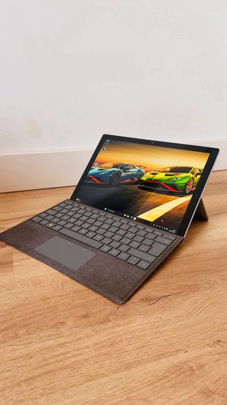 Microsoft Surface Pro 6 - 16RAM/ i7/ 1TB/ Win11