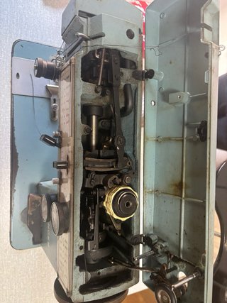Máquina de Coser Singer 817