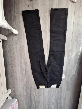 Pantalón D98 negro Talla 34