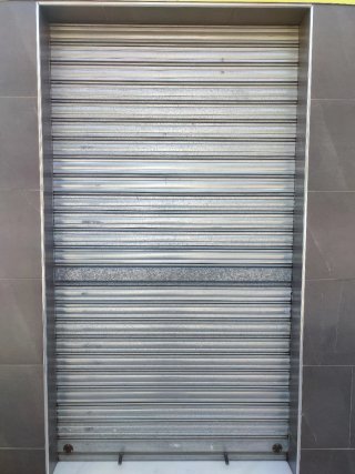 Persiana de seguridad de acero
