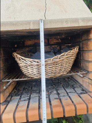 Barbacoa de obra ladrillo y cemento