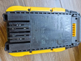 Dewalt Powershift 55.5v 10Ah 554wh