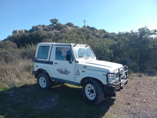 Suzuki Samurai 1990