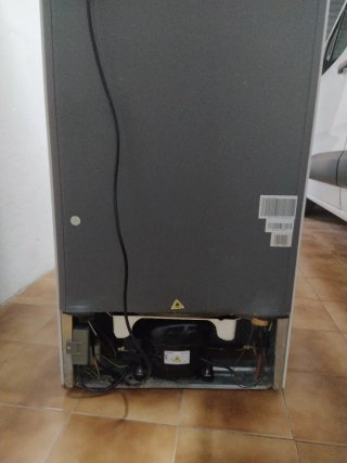 Nevera Daewoo frigorífico Se vende por mudanza