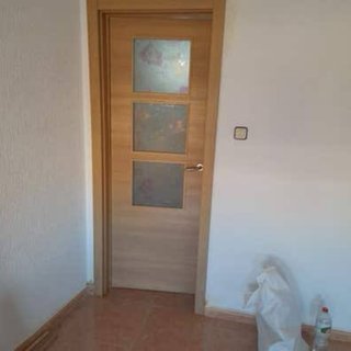 Puerta de madera exterior
