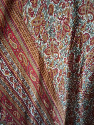 Vestido largoestilo boho chic estampado paisley