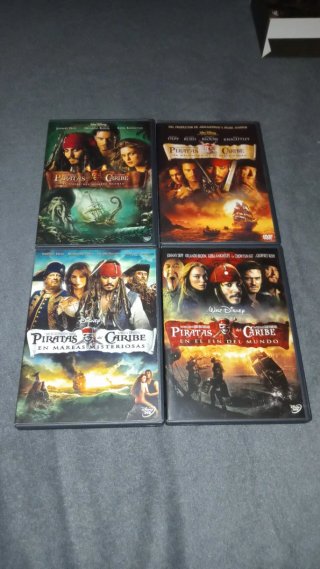 Colección 4 Películas Piratas del Caribe DVD