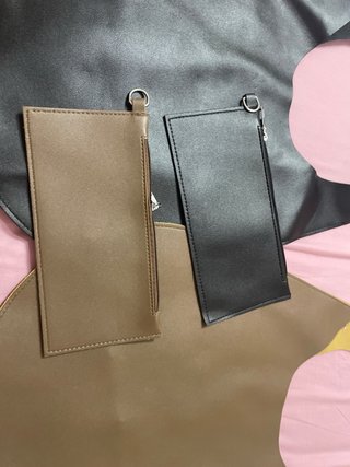 Carteras de dama negras y marrones