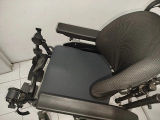 Silla de ruedas varias posiciones.
