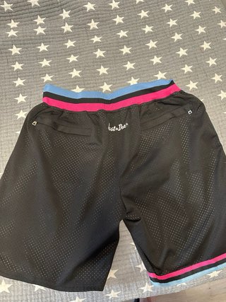 Pantalones cortos Miami Heat negros