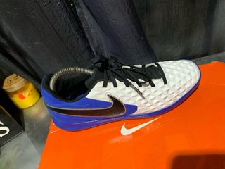 Botas Fútbol Sala Nike Tiempo Talla 40