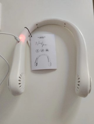 VENTILADOR DE CUELLO  Y MUY BUENO COMPRALO SABADEL