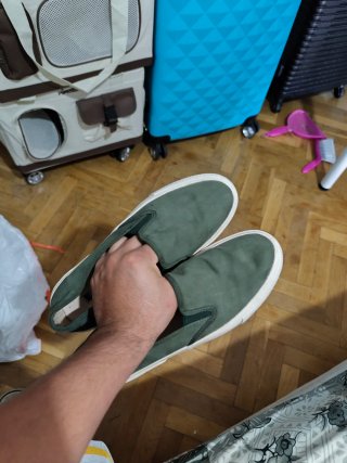 Zapatillas casuales verdes y blancas