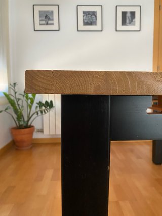 Mesa comedor madera maciza patas negras