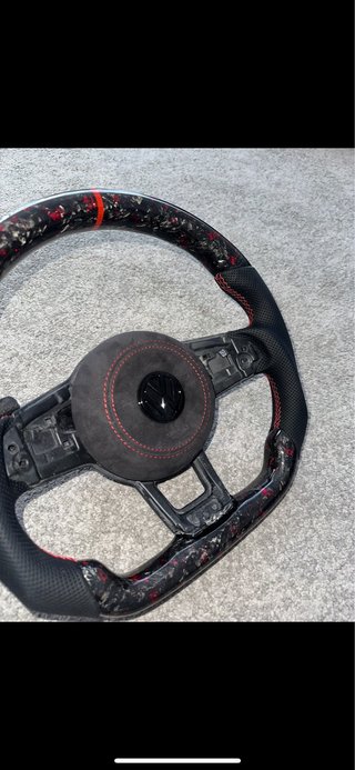Volante carbono deportivo
