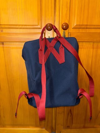 Mochila Fjällräven Kanken Azul y Granate