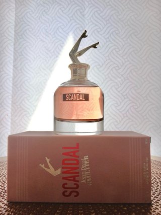 Jean Paul Gaultier Scandal Perfume con Caja