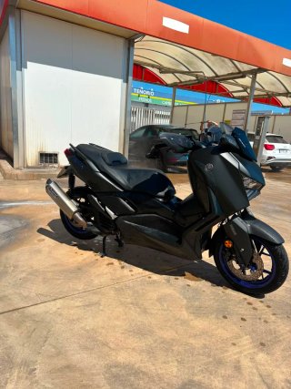 Yamaha XMAX 125 Negra