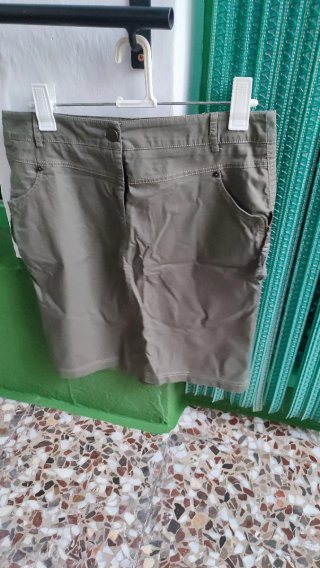 Falda verde
