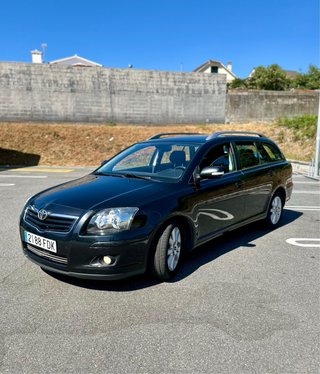 Toyota Avensis 2006 Familiar Gasolina