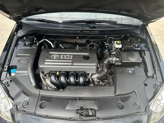Toyota Avensis 2006 Familiar Gasolina