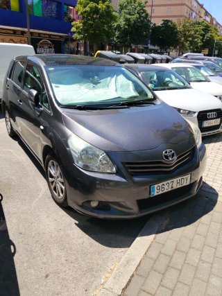 Toyota Verso 2011