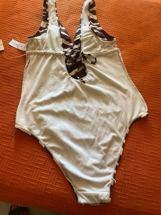 Bañador elegante estampado cebra