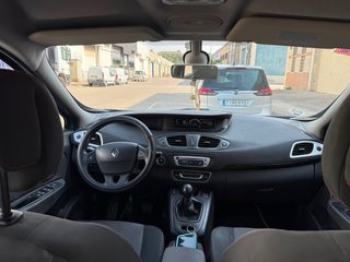 Renault Grand Scenic 2012