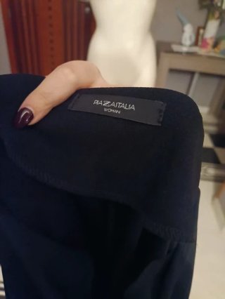 Abito corto maniche a sbuffo