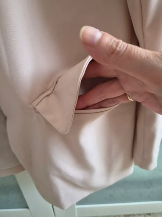Chaqueta Beige SHEIN Talla L