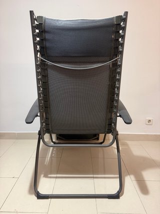 Mesa y 3 sillas + sillón Lafuma
