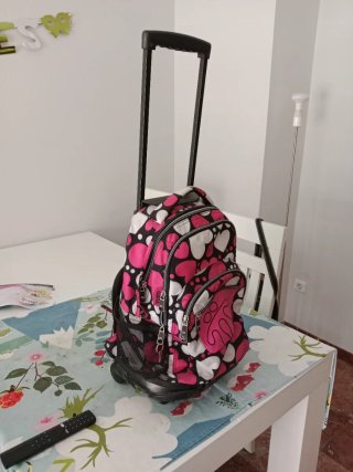 Mochila ToTTo con ruedas y estampado