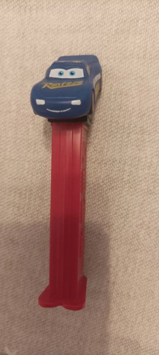 Dispensador pez