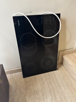 Placa Vitrocerámica Miele 30”
