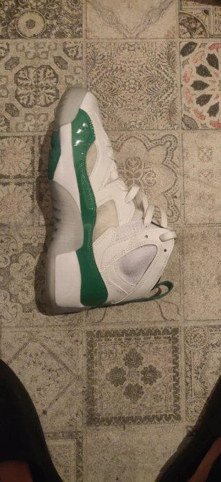 Air Jordan 11 Low IE Verde Blanco
