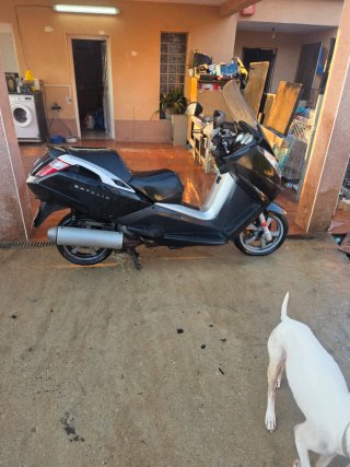 Peugeot Maxi Scooter 125cc Negra